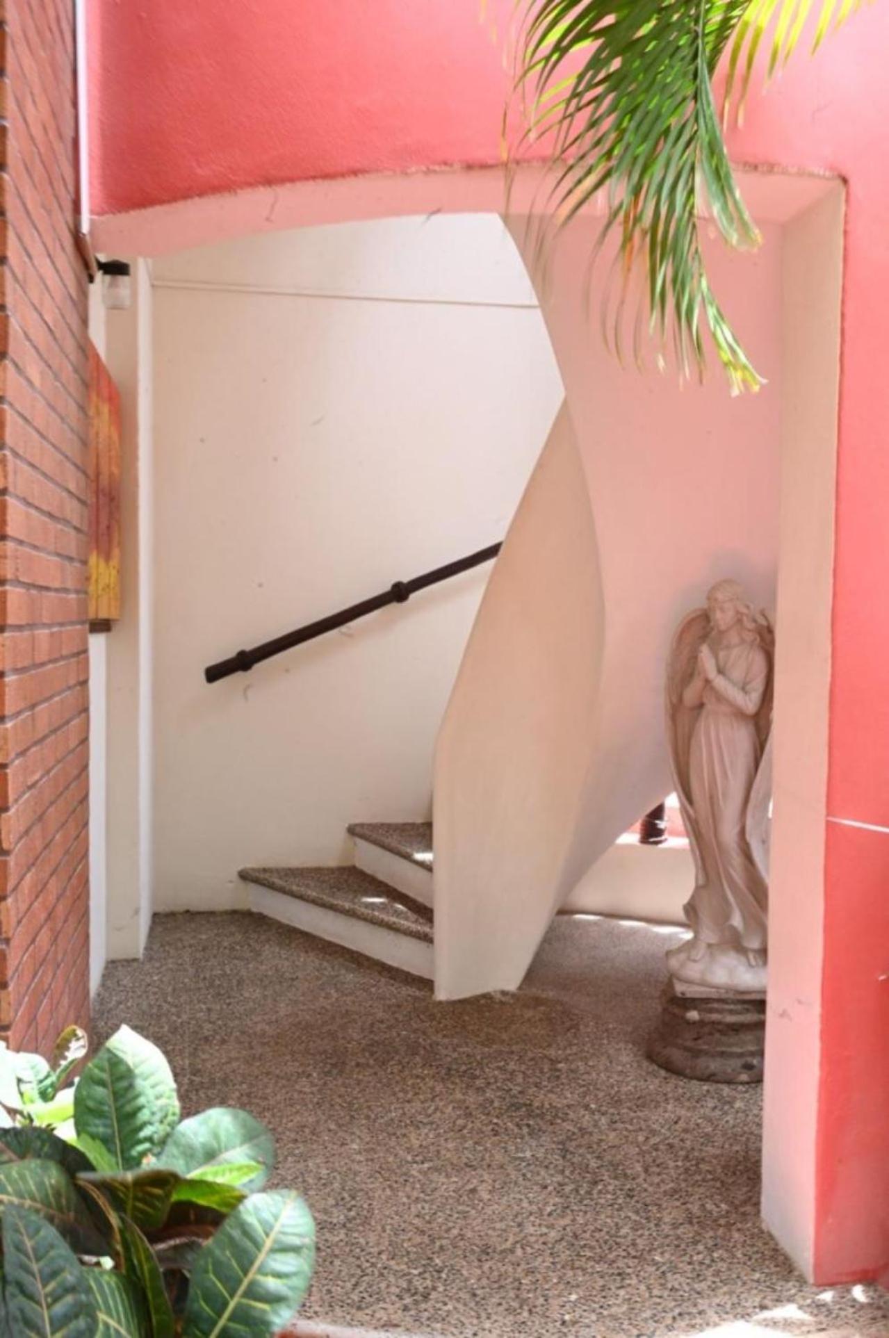 סאיוליטה Hotel Y Suites Los Encantos מראה חיצוני תמונה